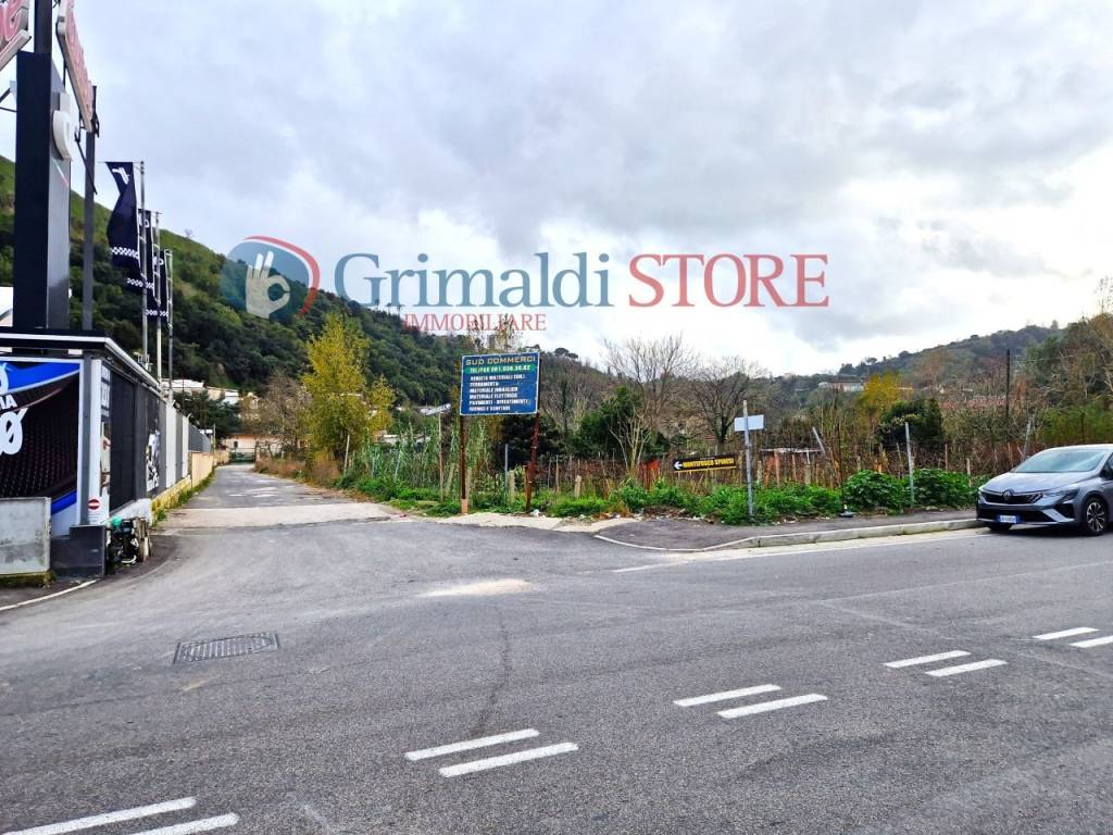 Terreno a Napoli in Via Scarfoglio , 7 - Foto 4