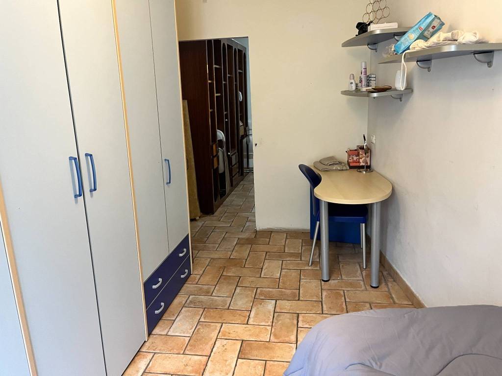 Appartamento a Urbino in Via Cesare Battisti - Foto 4