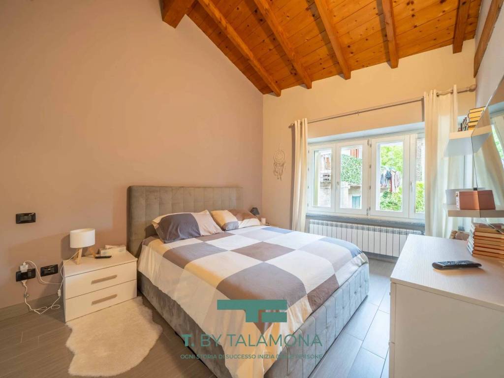 Appartamento a Castelveccana in Via Giuseppe Mazzini 38 - Foto 4