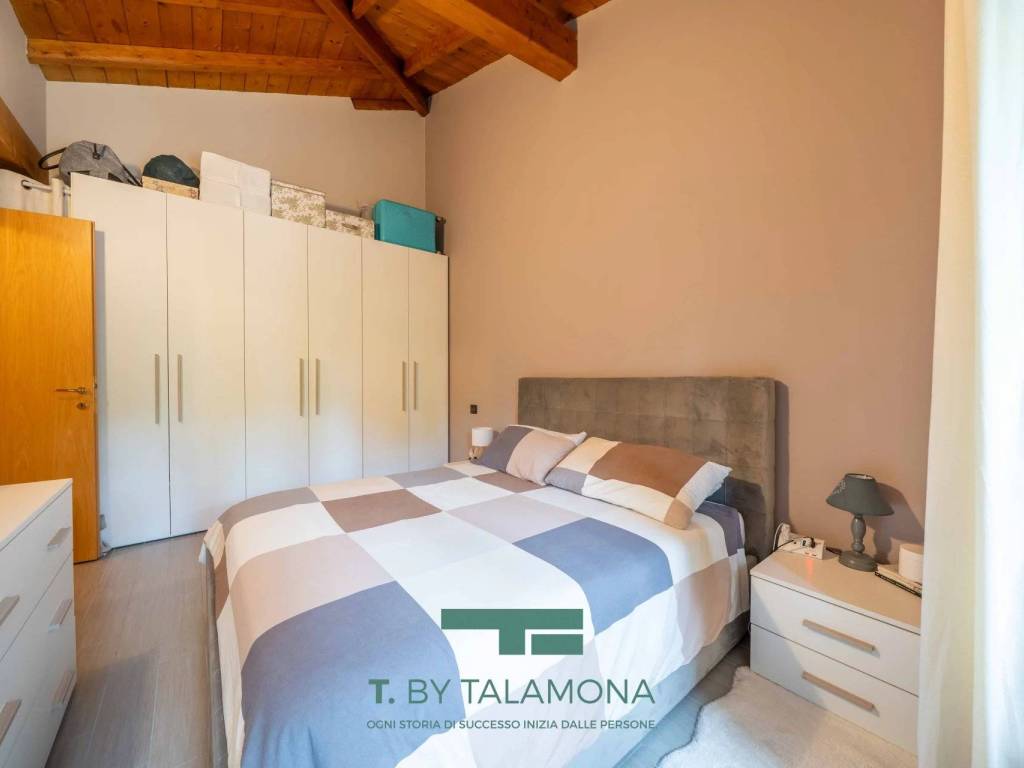 Appartamento a Castelveccana in Via Giuseppe Mazzini 38 - Foto 5