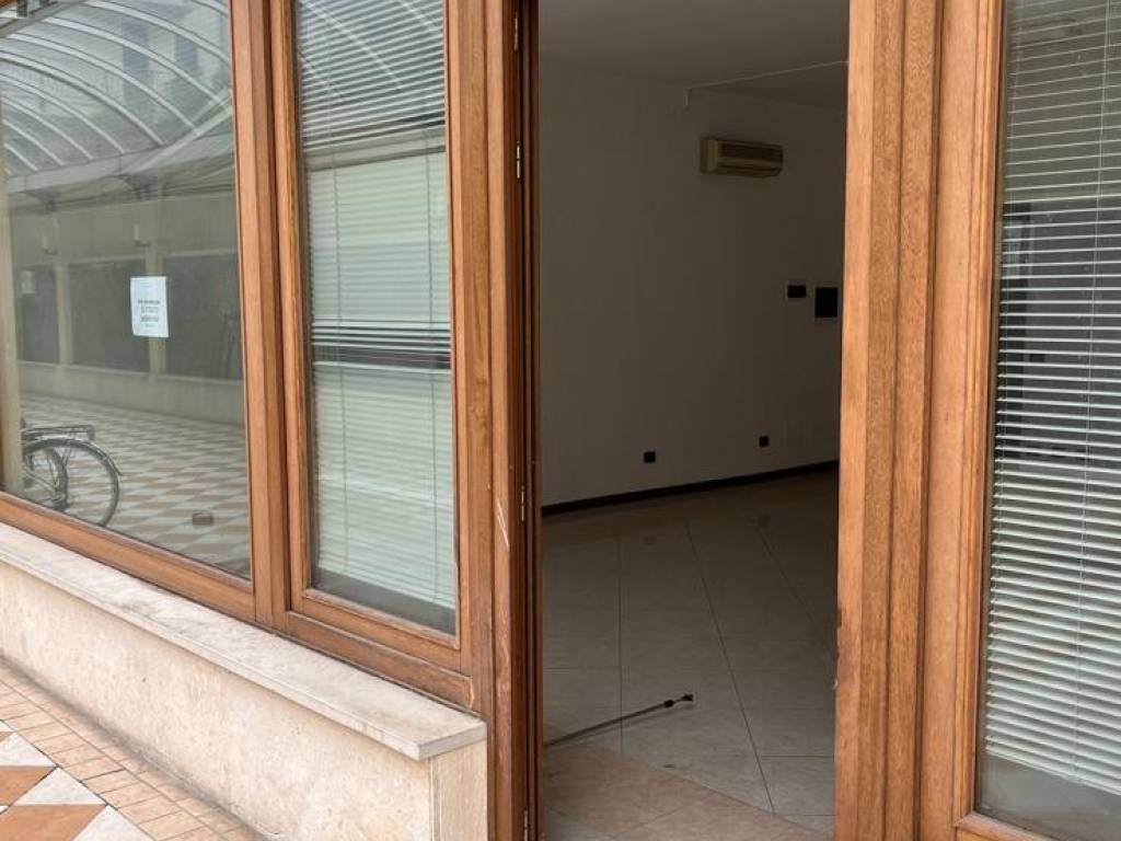 Immobile a Rovigo in VIA UMBERTO I - Foto 4