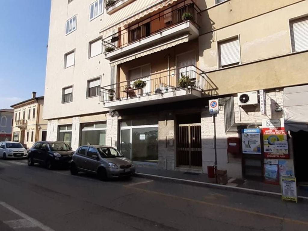 Immobile a Legnago in VIA PRINCIPE UMBERTO, 2 - Foto 2