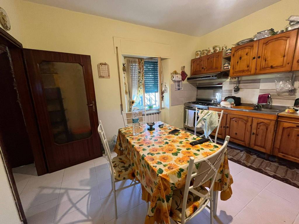 Appartamento a Aprilia in Via Bari, 34 - Foto 4