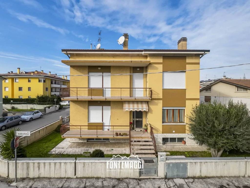 Casa indipendente a Fano - Foto 2