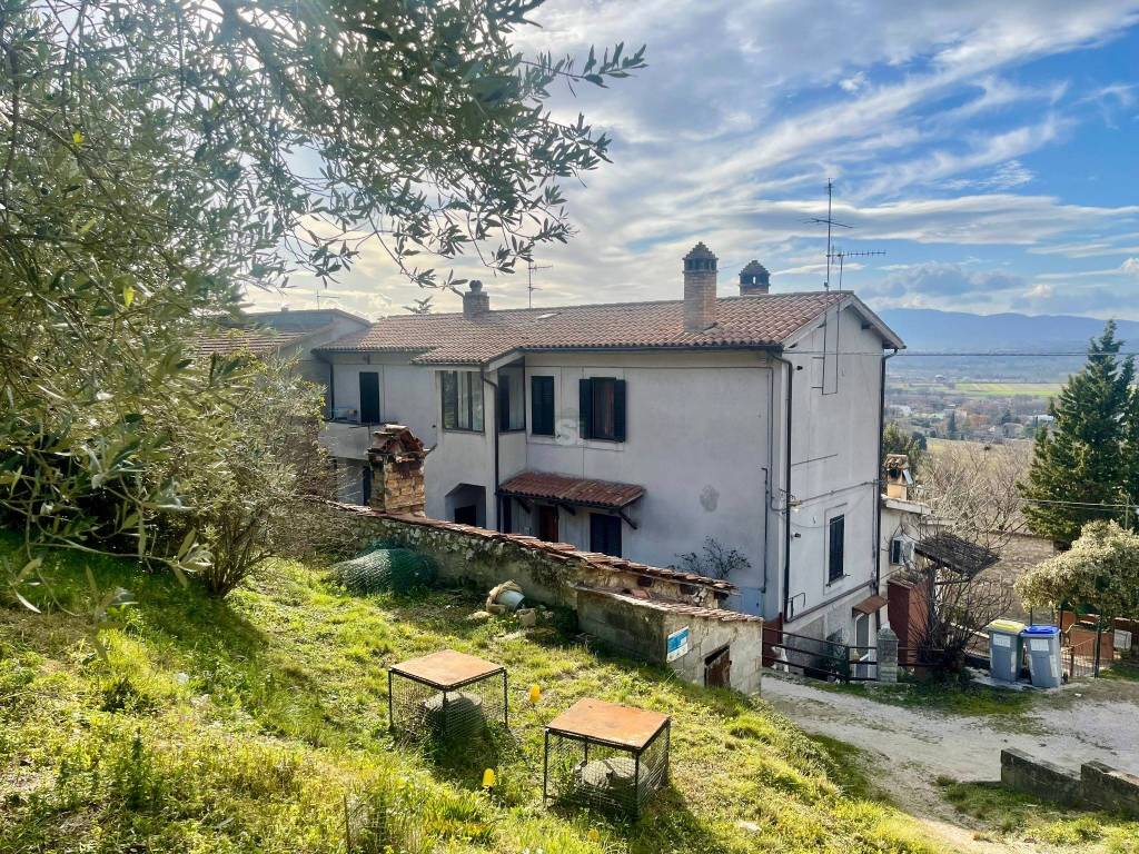 Villa a Trevi in Località San Clemente - Foto 3