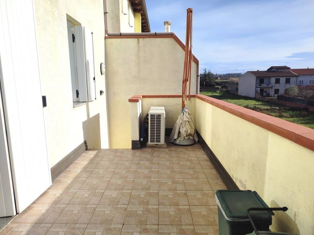 Appartamento a Suni in Via Ciusa - Foto 4