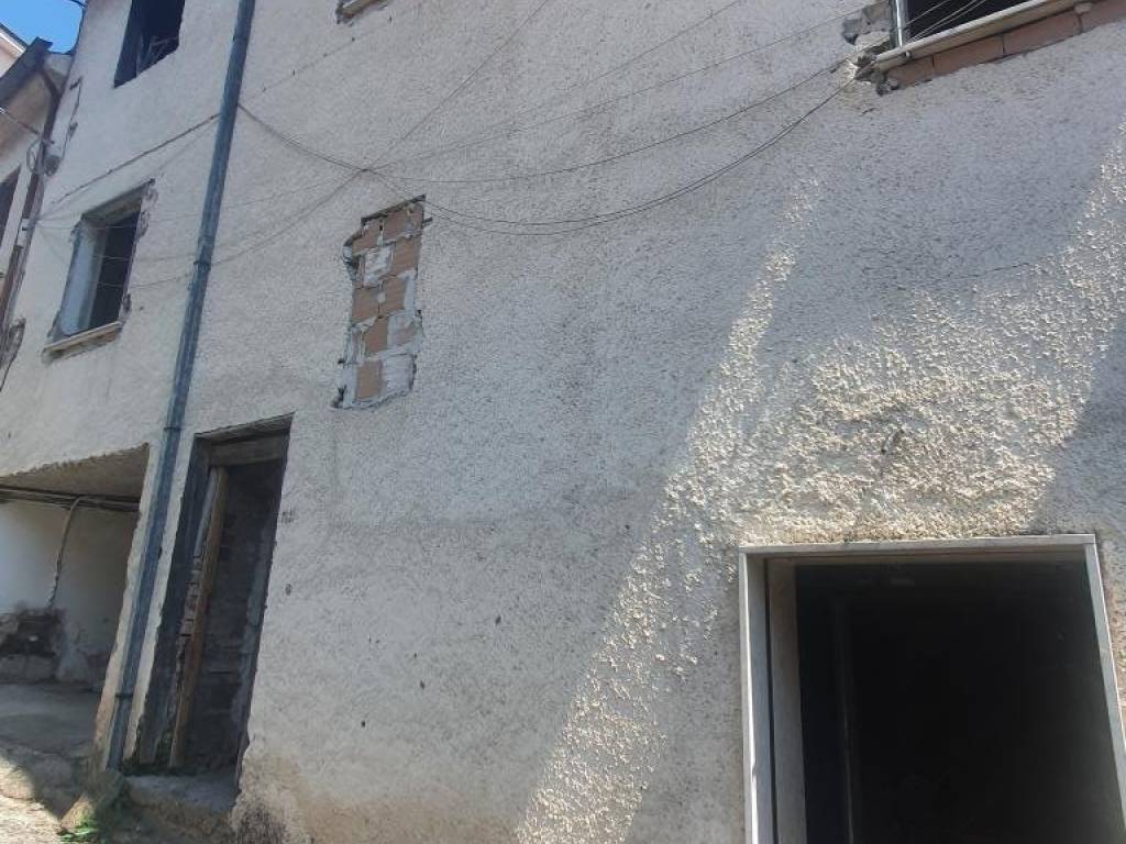 Villa a Ceccano in Via Pisciarello, 76 - Foto 2