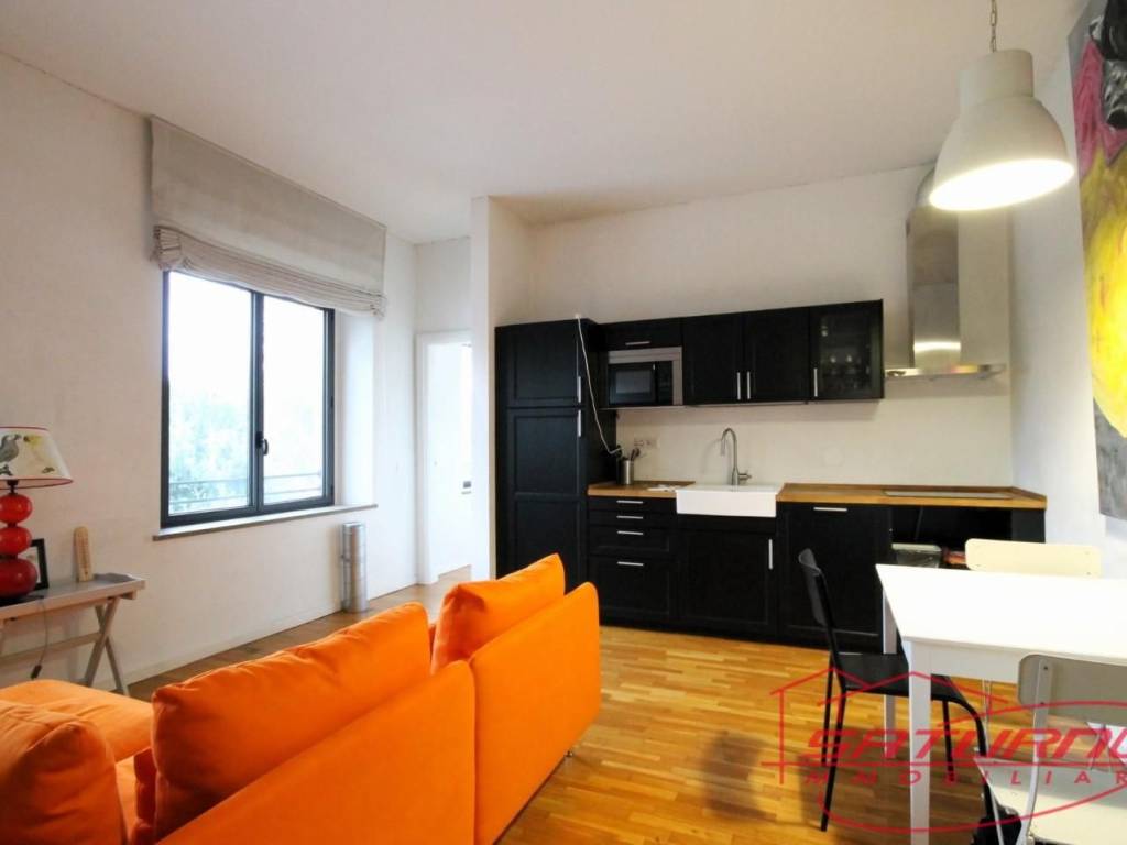 Appartamento a Lucca in Via Bonagiunta Urbiciani, , 39 - Foto 2