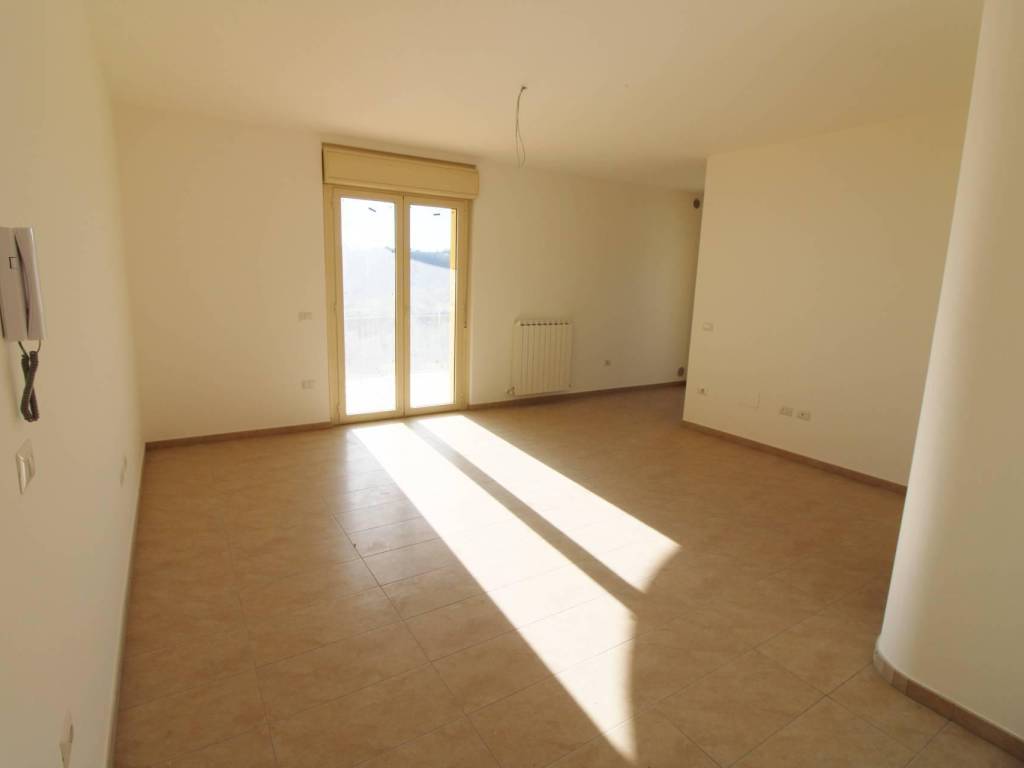 Appartamento a Colonnella in via dei colli - Foto 2