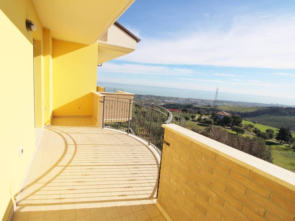 Appartamento a Colonnella in via dei colli - Foto 2