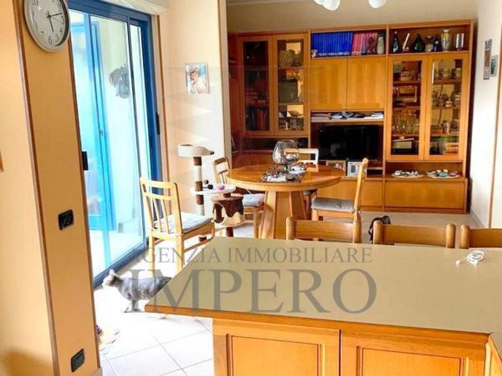 Appartamento a Ventimiglia in Via Eugenio Montale - Foto 5