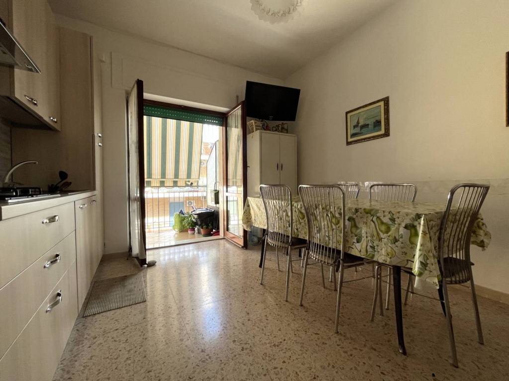 Appartamento a Catanzaro in Via Lungomare Sefano Pugliese, 295 - Foto 2