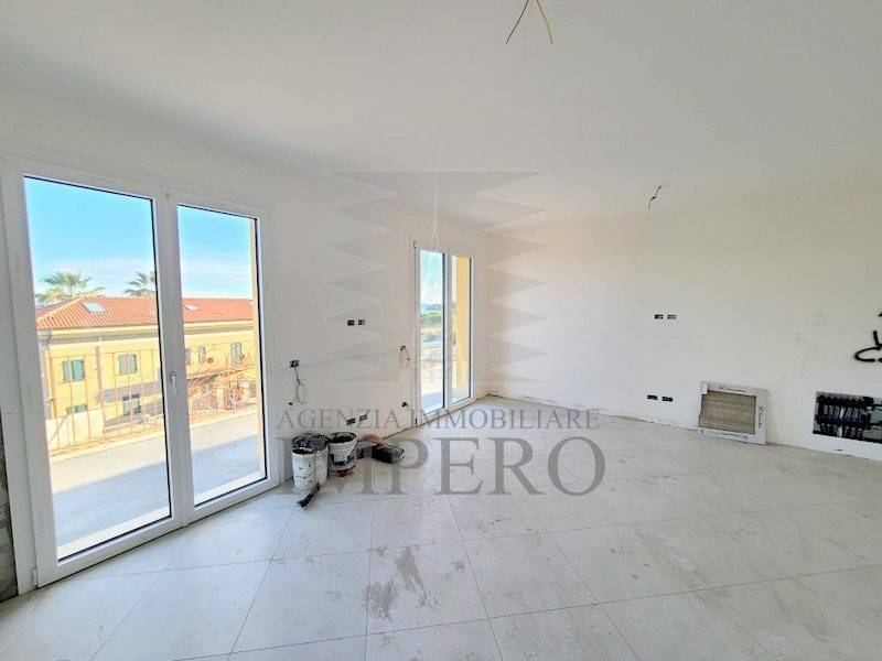 Appartamento a Ventimiglia in Corso Nizza - Foto 2