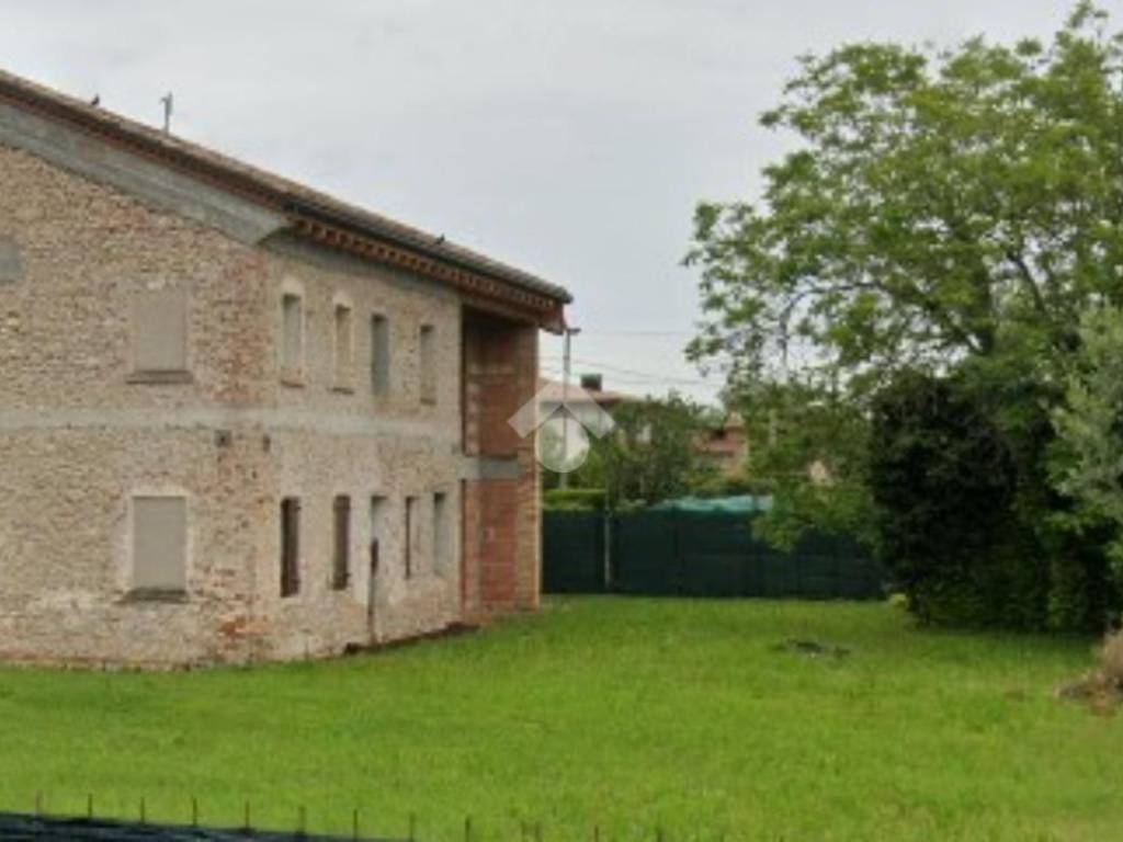 Casa indipendente a Montebelluna in Via SAN GAETANO, 15 - Foto 2