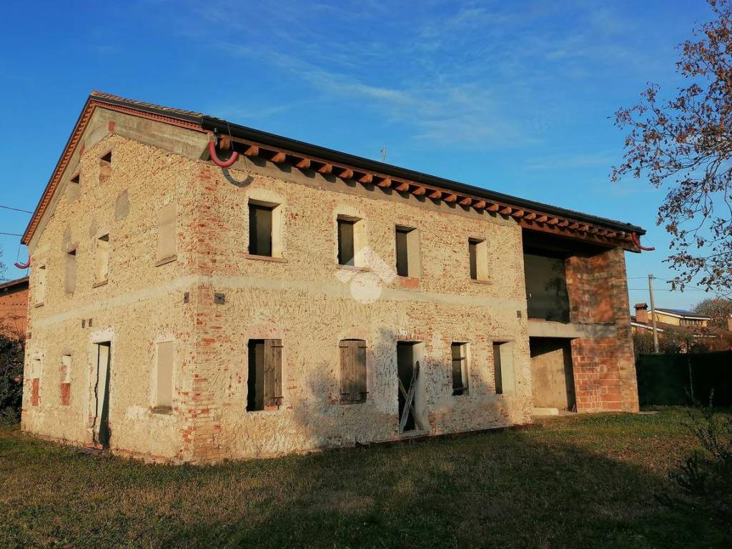 Casa indipendente a Montebelluna in Via SAN GAETANO, 15 - Foto 5