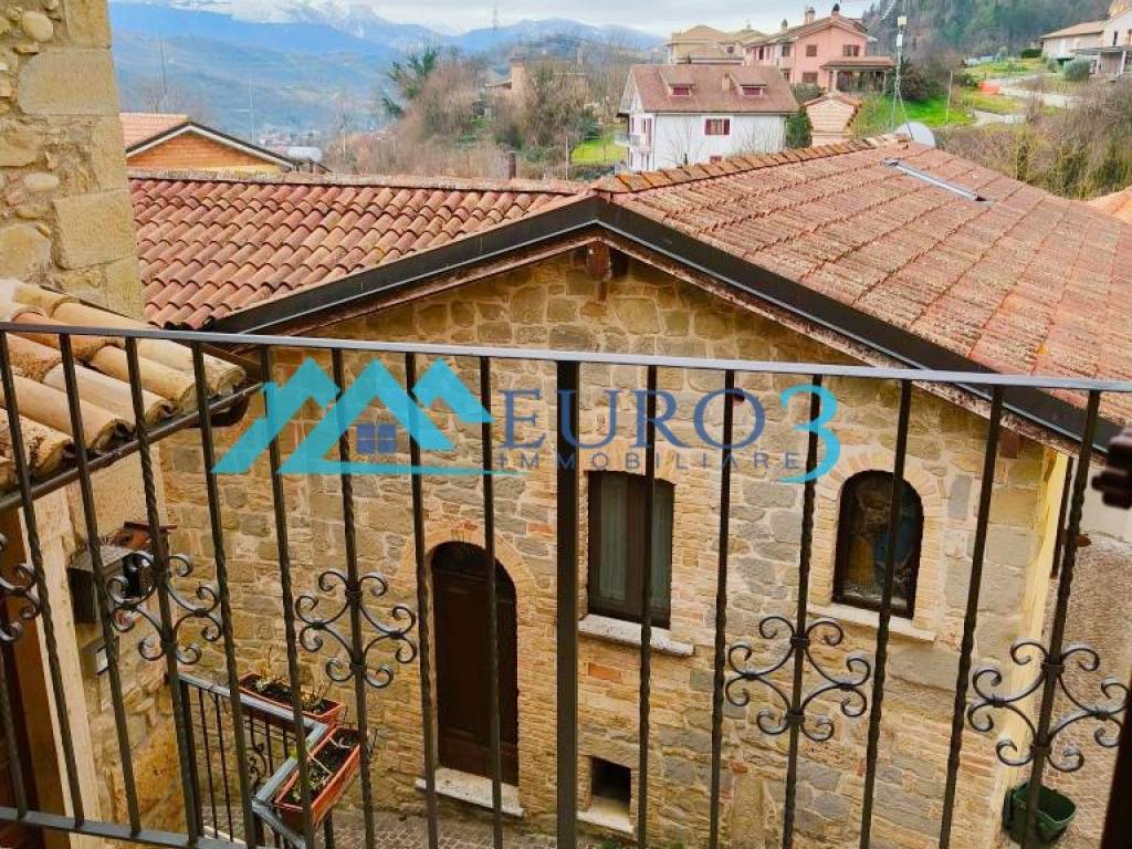 Casa indipendente a Roccafluvione in Via Antonio Gramsci - Foto 2