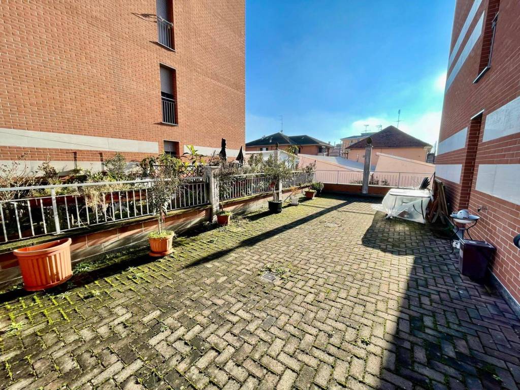 Appartamento a Alessandria in Via Umberto Giordano, 72 - Foto 3