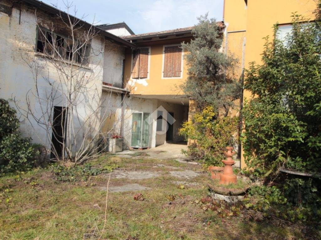Casa indipendente a Tavagnacco in Via Matteotti, 98 - Foto 3
