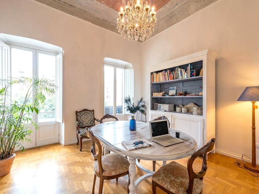 Appartamento a Cagliari in Piazza Yenne - Foto 2
