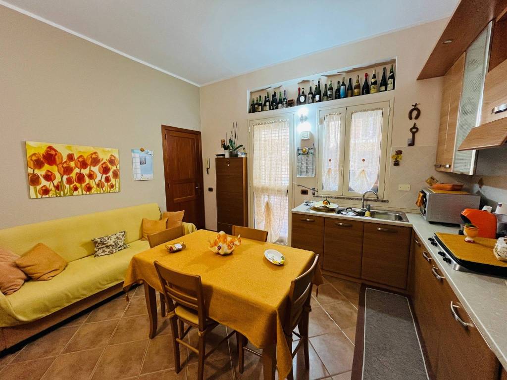 Casa indipendente a Campofelice di roccella in Via Roma, 12 - Foto 3