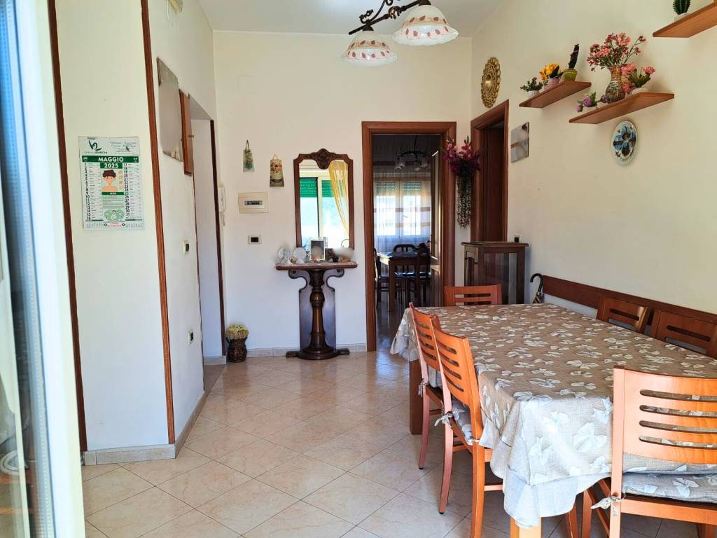 Appartamento a Maddaloni in Via Piero Gobetti - Foto 5