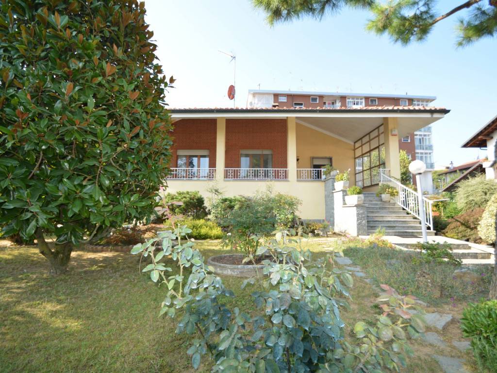 Villa a Castelnuovo don bosco in Via Guglielmo Marconi, 80 - Foto 2