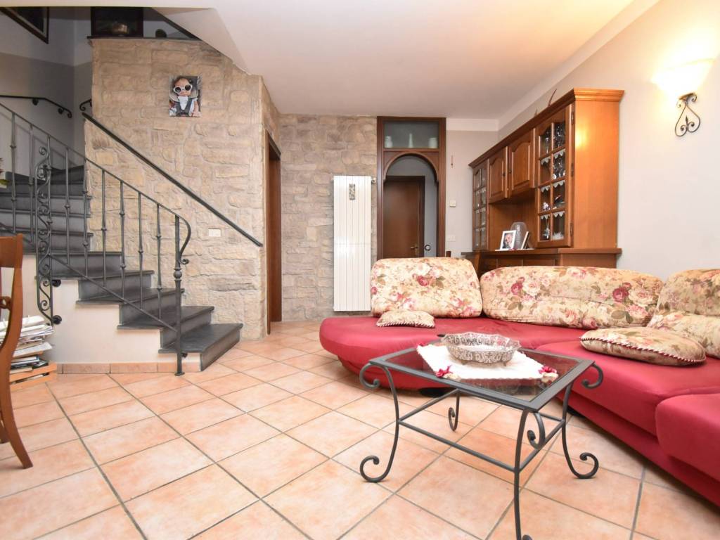 Villa a Seravezza in Strada Provinciale di Marina - Foto 3