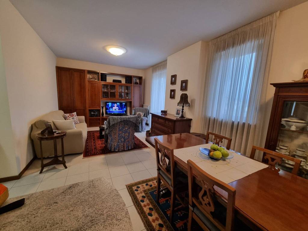 Appartamento a Corridonia in Via Antonio da Montolmo - Foto 3