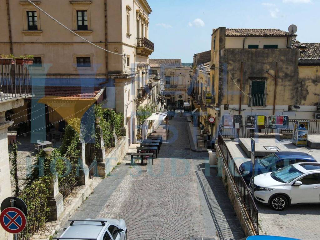 Appartamento a Noto in Via Tommaso Fazello, 228 - Foto 5