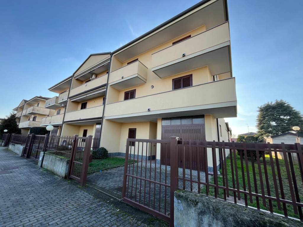Villetta a schiera a Galliate - Foto 3