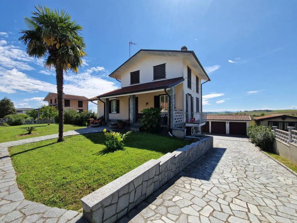 Villa a Casorzo in Via San Lodovico S.N.C. - Foto 3