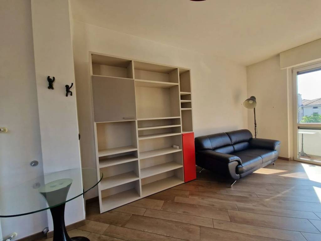 Appartamento a Casale monferrato in Piazza Cesare Battisti, 35 - Foto 2