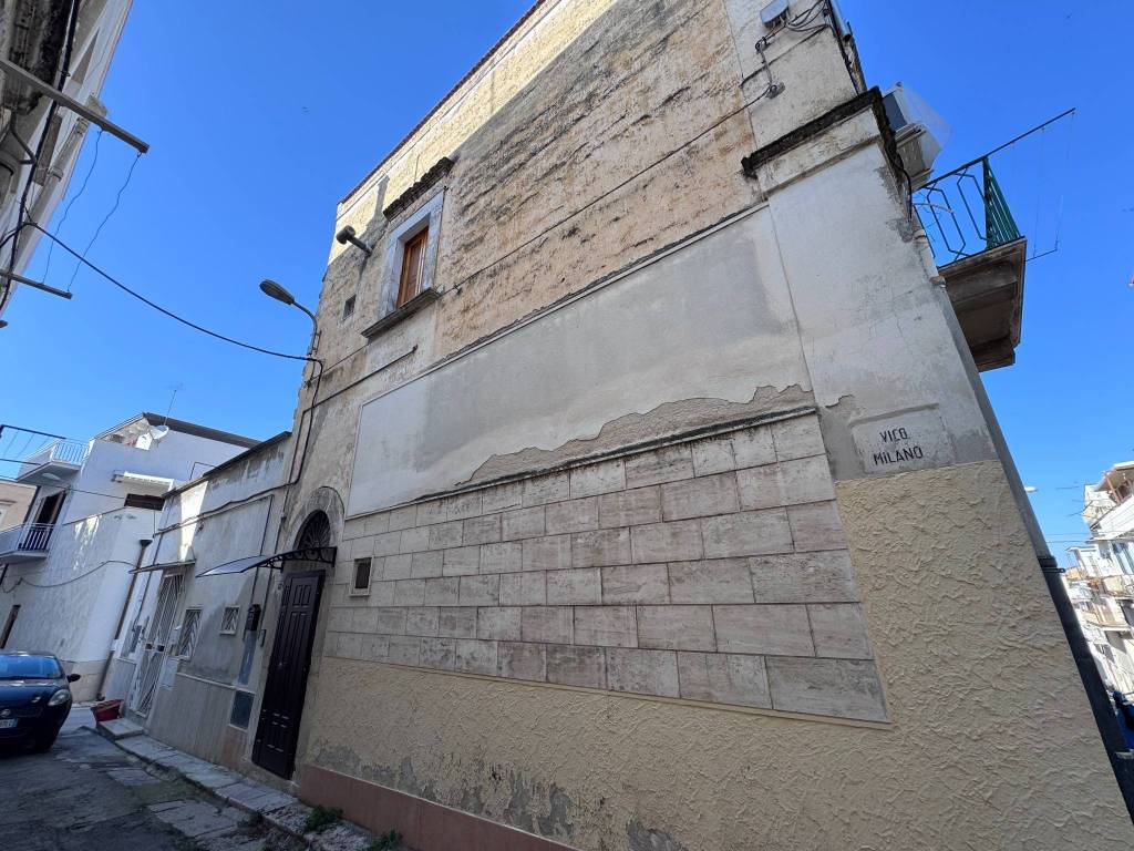 Casa indipendente a Canosa di puglia in Vico Milano, 12 - Foto 3