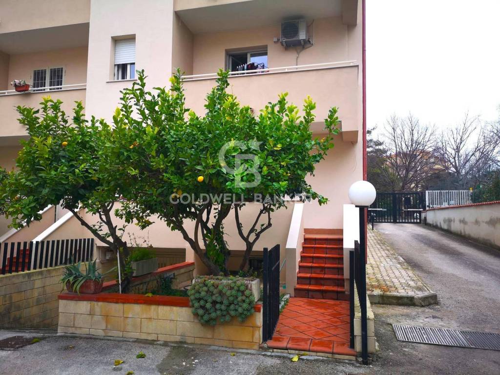 Villa a Caserta in via L. pasteur, 22 - Foto 2