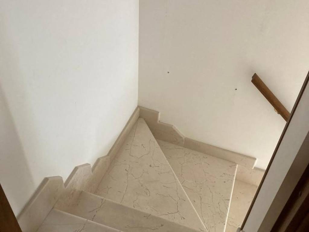 Casa indipendente a Ceglie messapica in Via Roberto Sarfatti - Foto 5