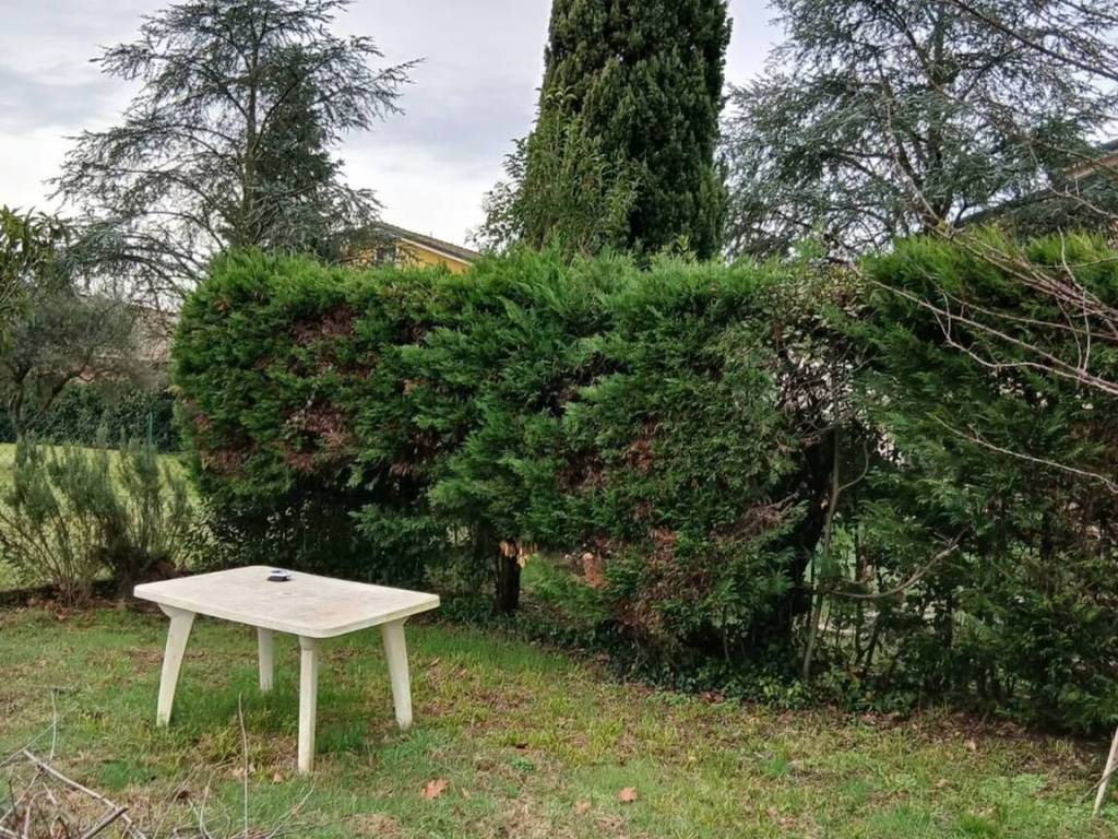Villa a Massa e cozzile in Via Vetriano S.N.C. - Foto 3