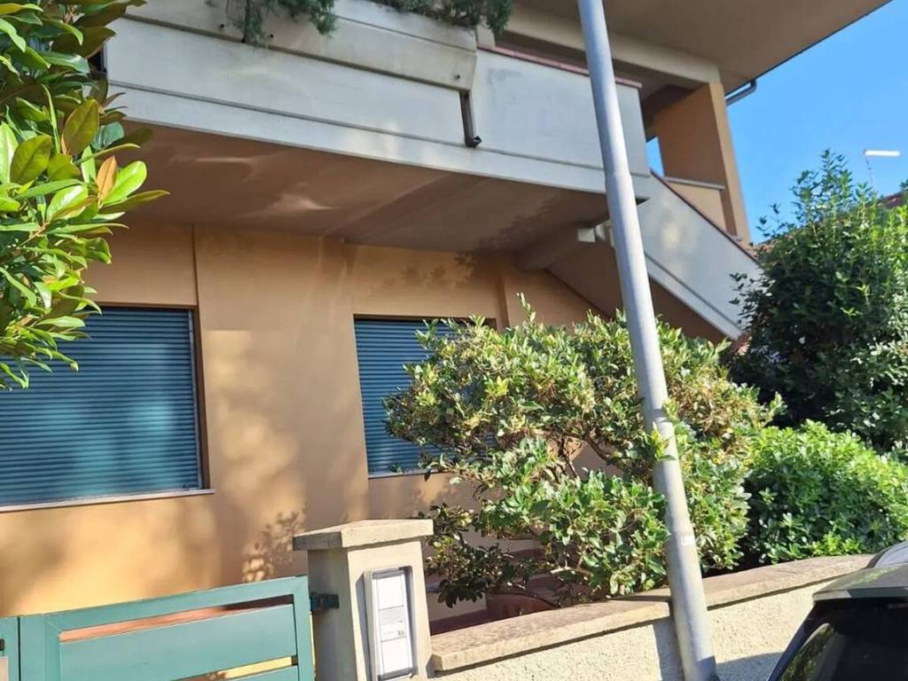 Villa a Monsummano terme in Via Rodolfo Morandi S.N.C. - Foto 5