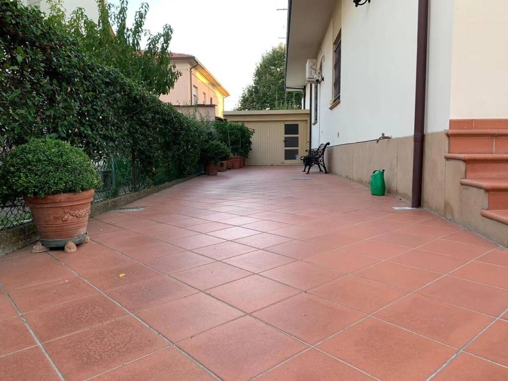 Villa a Montecatini-terme in Quartiere Zona Liceo - Foto 3