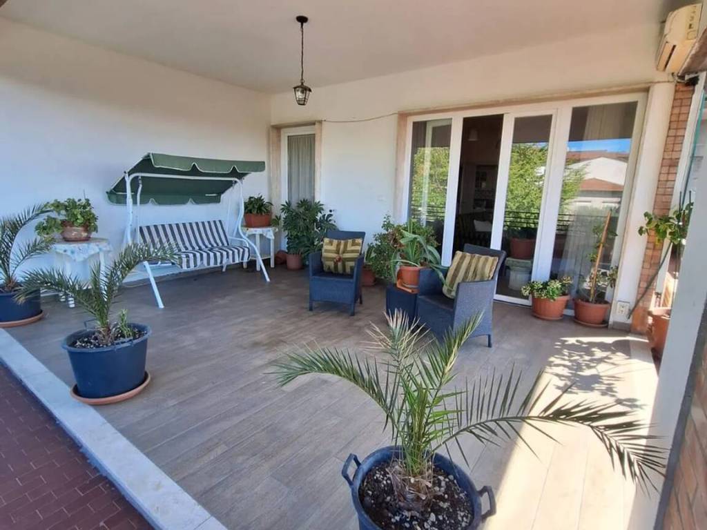 Appartamento a Montecatini-terme in Piazza Xx Settembre S.N.C. - Foto 2