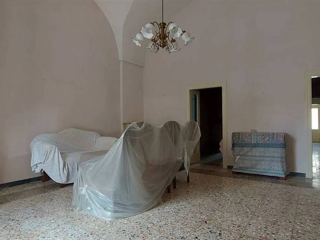 Villa a Mesagne in Via Guglielmo Marconi, 61 - Foto 3