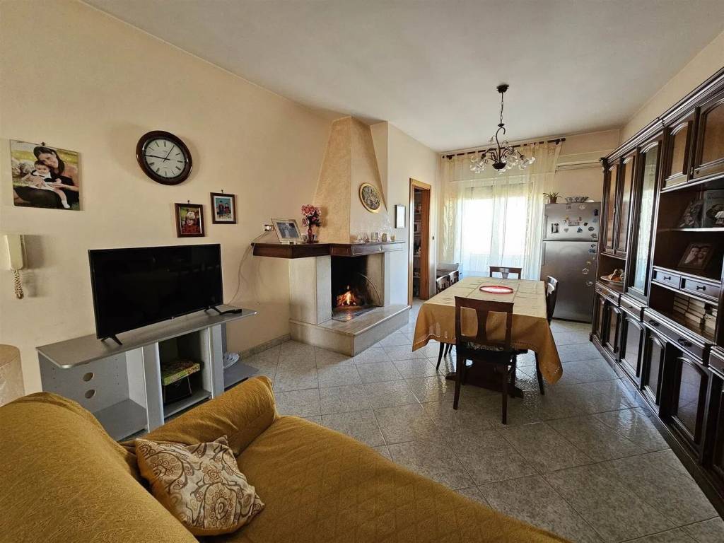 Appartamento a Mesagne in Via Marche S.N.C. - Foto 4