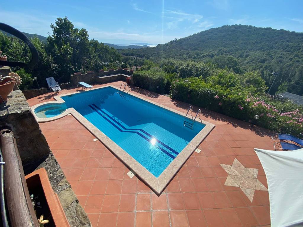 Villa a Castiglione della pescaia in Via Le Mandrie - Foto 2