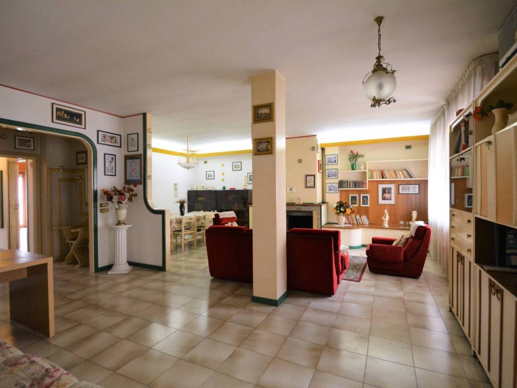 Casa indipendente a Grassano in Via Meridionale 5 - Foto 3