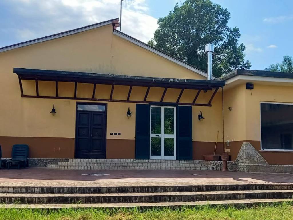 Villa a Patrica in Via Cardigna - Foto 3