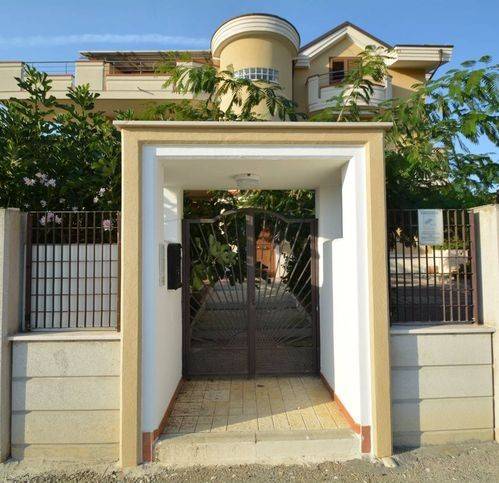 Casa indipendente a Montescaglioso in Via Cosimo Venezia - Foto 4