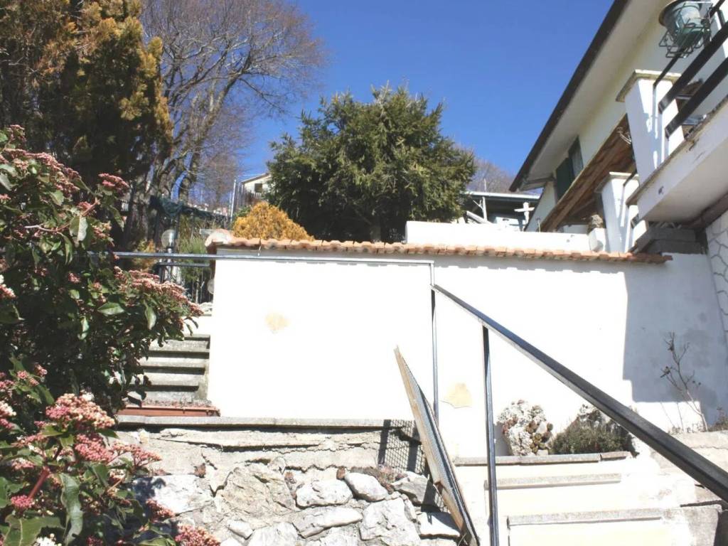 Villa a Serrone in Via Dei Sogni S.N.C. - Foto 5