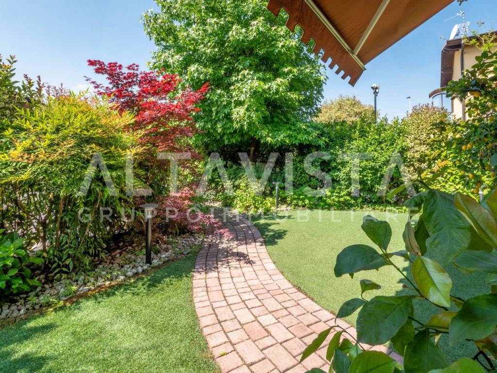 Villa a Rezzato in Via Giovanni Prati - Foto 2