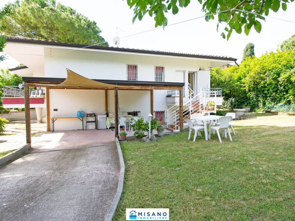 Villa a Misano adriatico in Via Arturo Toscanini, 35 - Foto 5