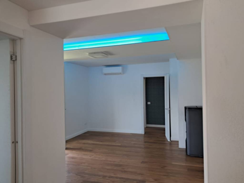 Appartamento a Como in Via Domenico Vandelli - Foto 4