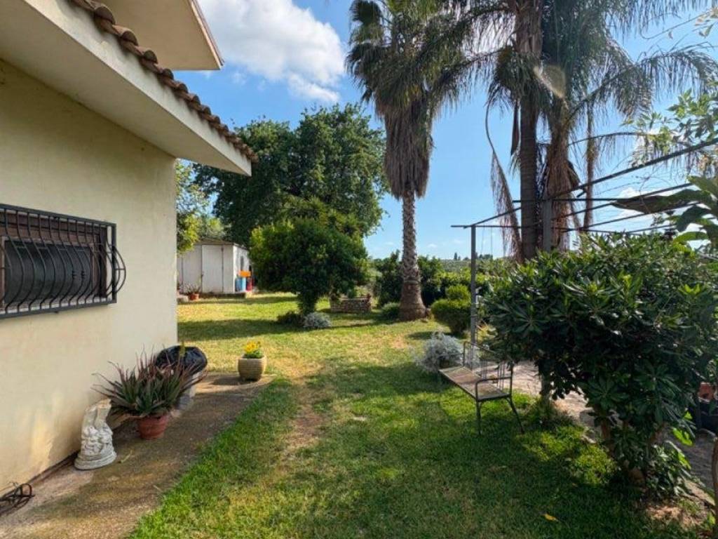 Villa a Fondi in Via Sagliutola - Foto 3